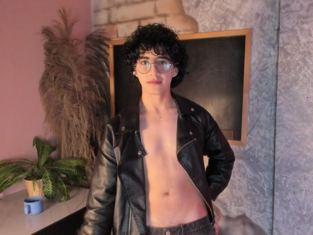 ElliotNoir - Porno na żywo i seks kamera - 30544976