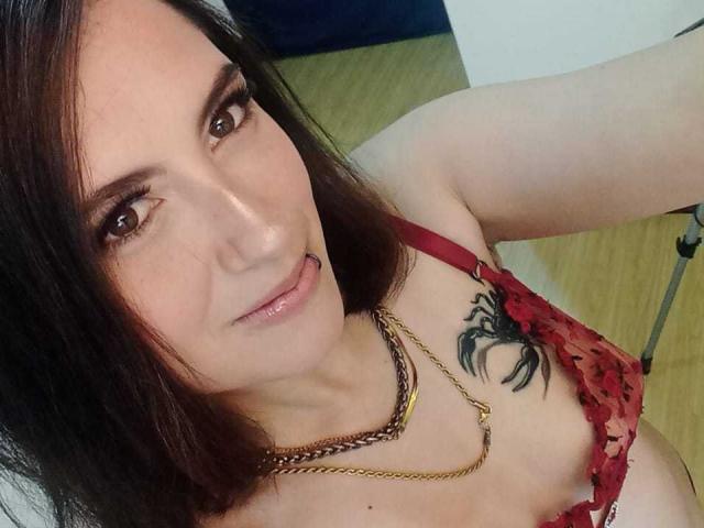 MaryCruzz - Live sex cam - 30550124