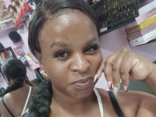MissDiva69 Live Chat on XLoveCam