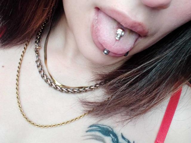 MaryCruzz - Live sex cam - 30550817