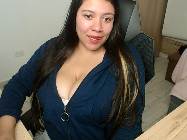 KrisGarner - Sexe cam en vivo - 30553604