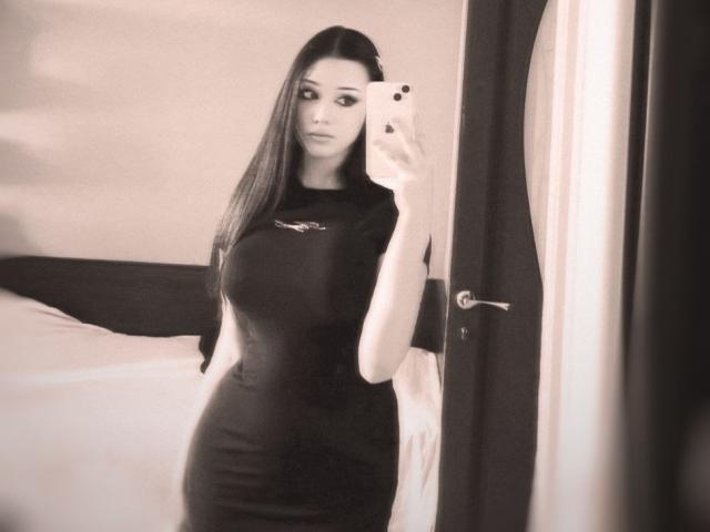 MaganSplonskowski - Live sex cam - 30555020