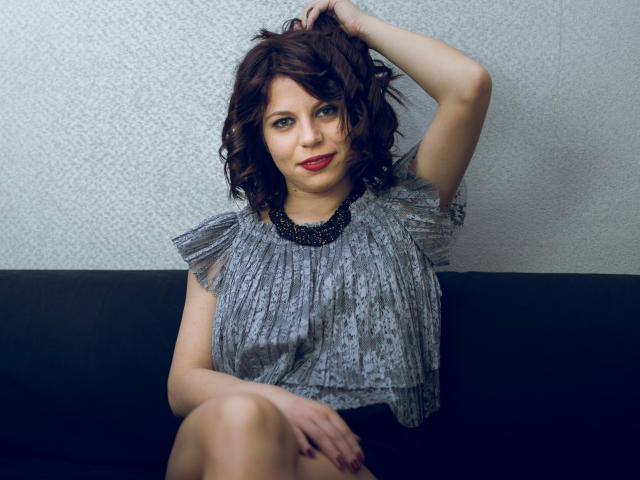 SophiaGreens - Live sex cam - 3055563