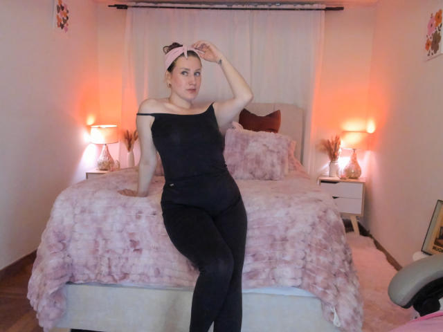 KatyaRogersX - Live porn &amp; sex cam - 30555812