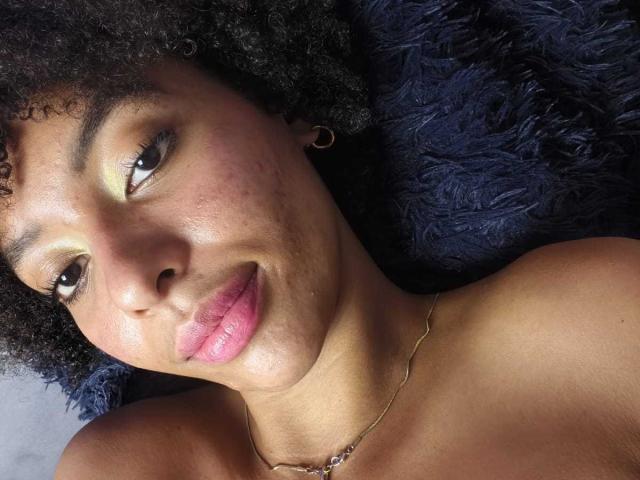 KiaraKamau - Live porn &amp; sex cam - 30556310