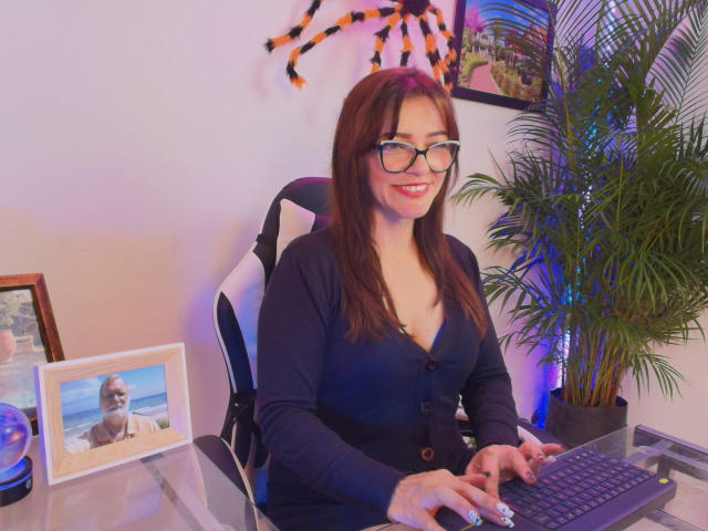 CarolMissx - Live porn &amp; sex cam - 30563450
