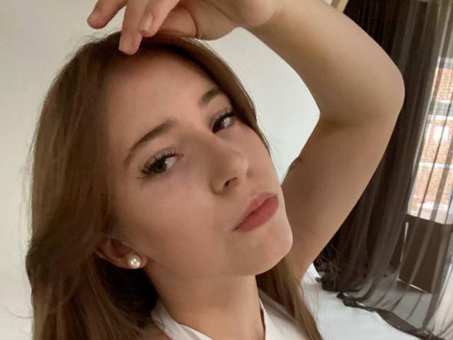 AleneFalcioni - Live porn &amp; sex cam - 30563840