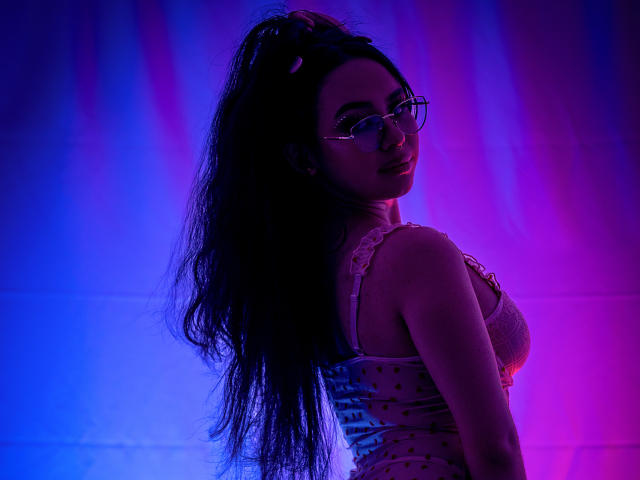 DaphneValucci - Sexe cam en vivo - 30566411
