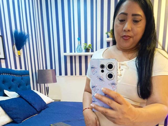 AmberMoretti - Live sex cam - 30569405