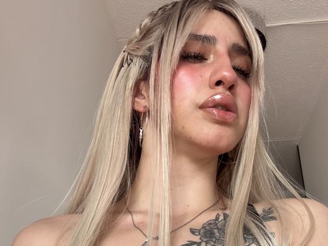 ElodieRoussee - Live porn &amp; sex cam - 30569816