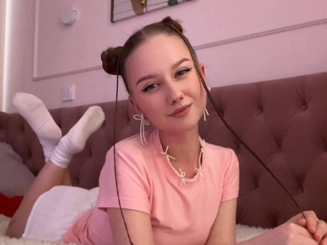 KizzieWickson - Sexe cam en vivo - 30572381