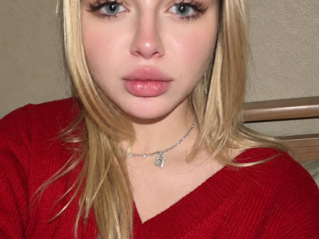 EvelyneBonnette - Live porn &amp; sex cam - 30573332