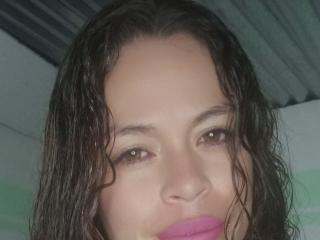 SandyTatiana Live Chat on XLoveCam