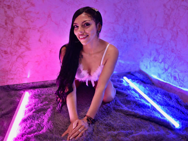 RoxannaMoretti - Live sex cam - 30582200