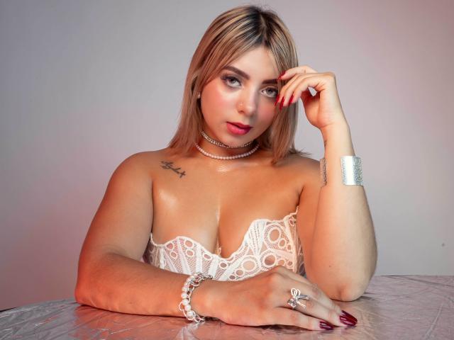 CloeEvanss - Live porn &amp; sex cam - 30582839