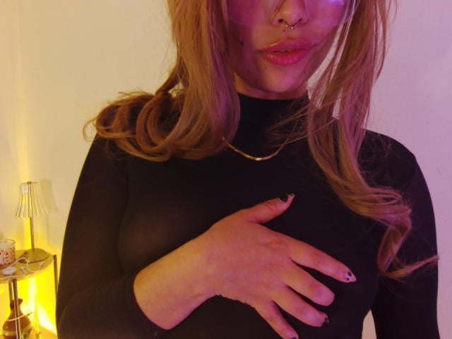 Ilaynna - Élő pornó és szexkamera - 30590165