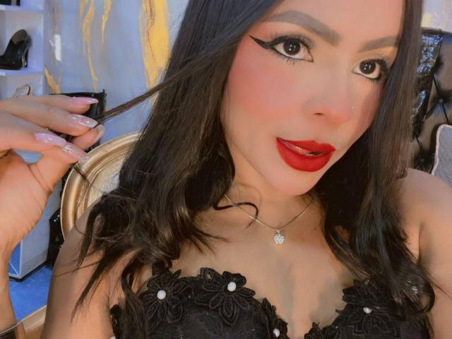 LindaFrancoo - Live Sex Cam - 30595601