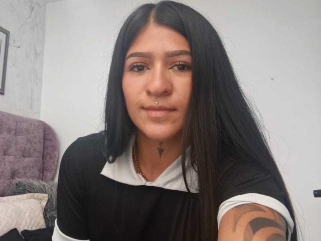 LuciadelaVega - Live sex cam - 30595733