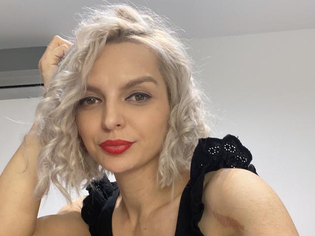 DouceAmelia - Porno na żywo i seks kamera - 30595874