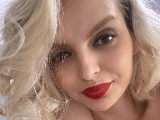 DouceAmelia - Sexe cam en vivo - 30595883
