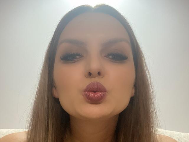 DouceAmelia - Porno na żywo i seks kamera - 30595901