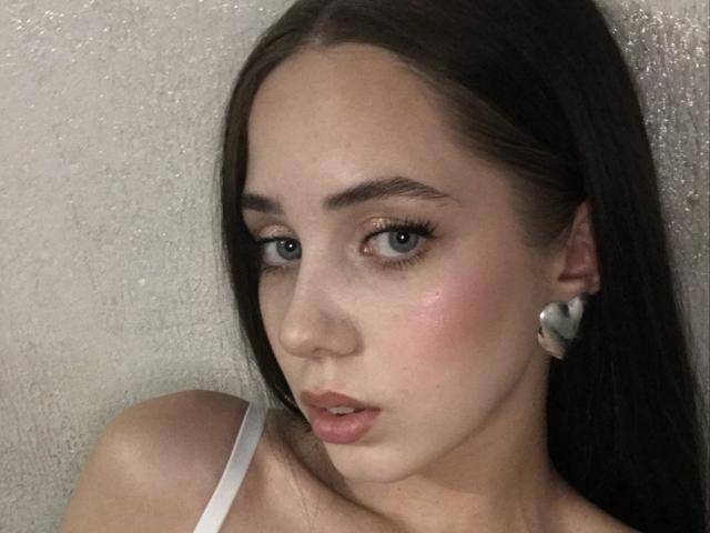 JudiBeedoo - Live Sex Cam - 30602903