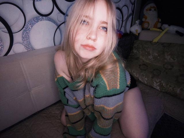 TiffaniMacandog - Sexe cam en vivo - 30606083