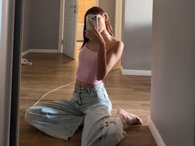 CarmelRhym - Élő pornó és szexkamera - 30607514