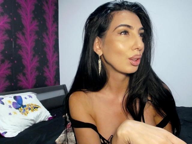 BrunetteBabe69 - Live porn &amp; sex cam - 30609839