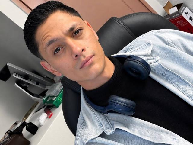 TylerCa - Live porn &amp; sex cam - 30610253