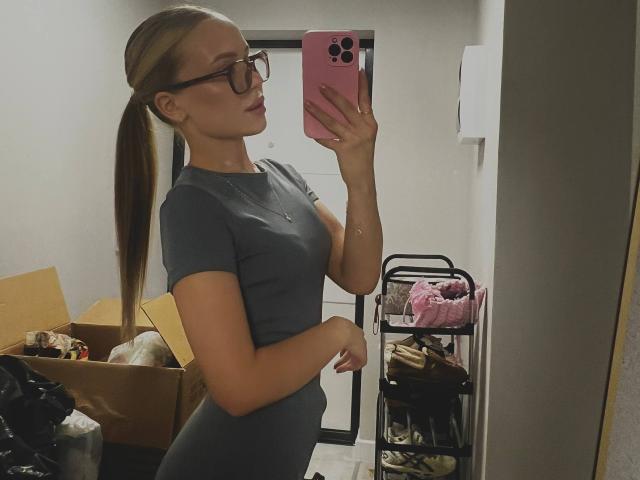 DarceyJarver - Sexe cam en vivo - 30612263