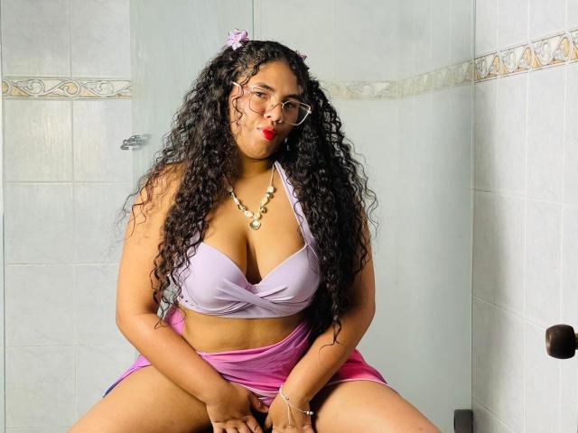 AshelyJenner - Live porn &amp; sex cam - 30613325