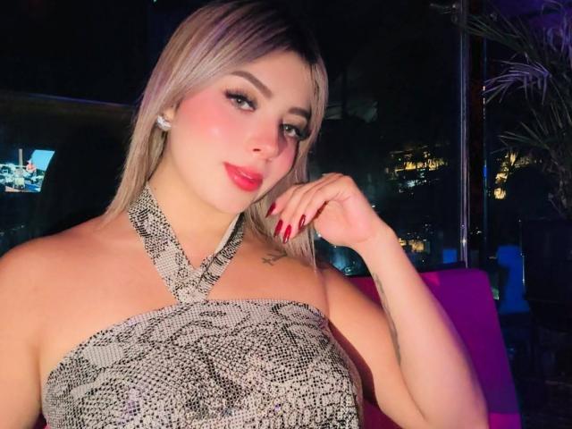 CloeEvanss - Live porn &amp; sex cam - 30617126