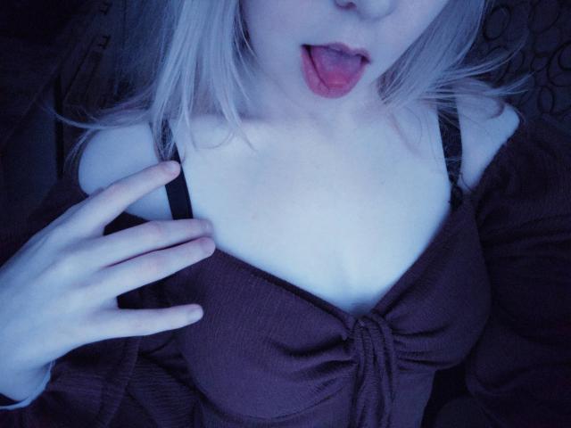 TiffaniMacandog - Sexe cam en vivo - 30620579