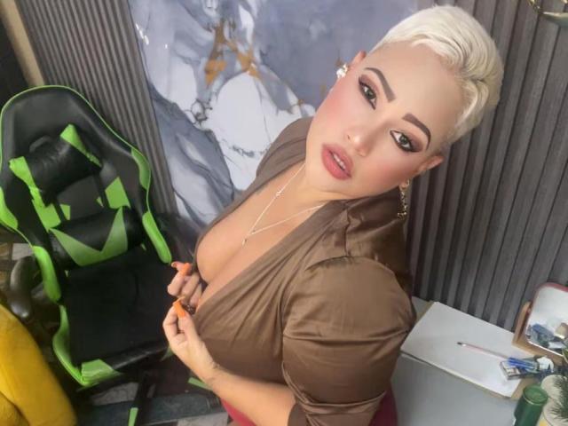 GianellaCox - Live porn &amp; sex cam - 30621722