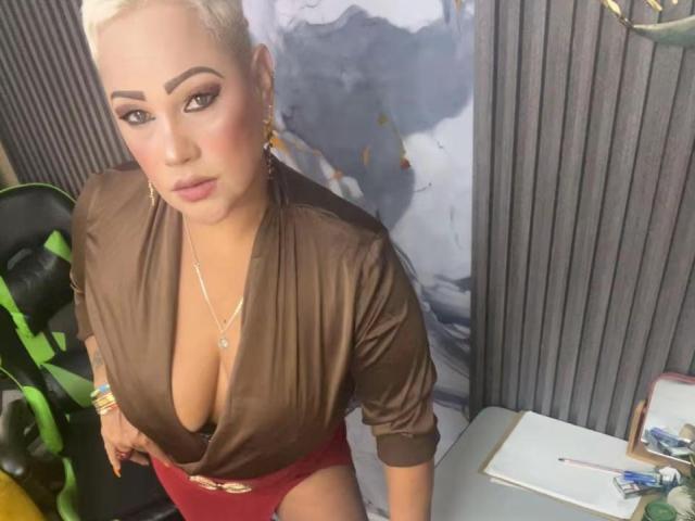 GianellaCox - Live porn &amp; sex cam - 30621728