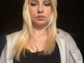 JaneenOsher Live Chat on XLoveCam