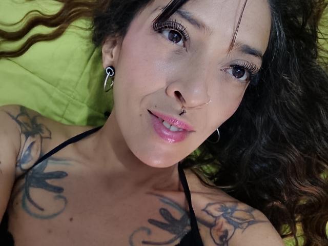 IsaChaud - Live porn &amp; sex cam - 30622574