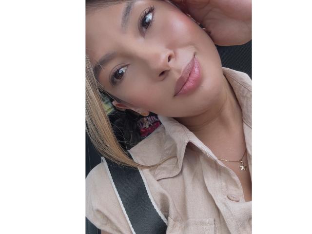 KendraMiler - Live porn &amp; sex cam - 30625325