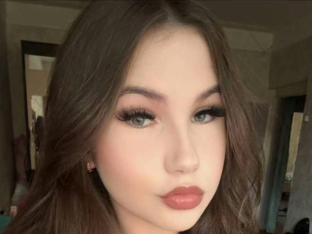 AlbertineWendelken - Live porn &amp; sex cam - 30629303
