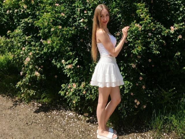 EllaMint - Live Sex Cam - 30629603