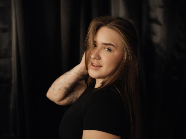 LauraHlot - Live porn &amp; sex cam - 30630176
