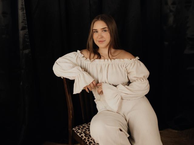 LauraHlot - Live porn &amp; sex cam - 30630209