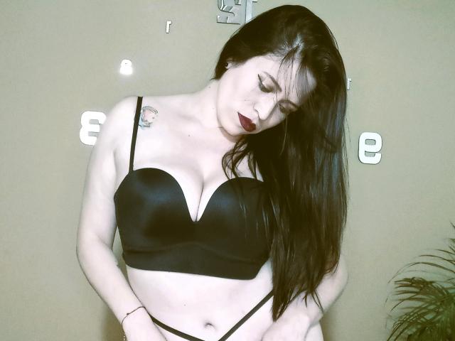 ImEmilyHanks - Sexe cam en vivo - 30633575