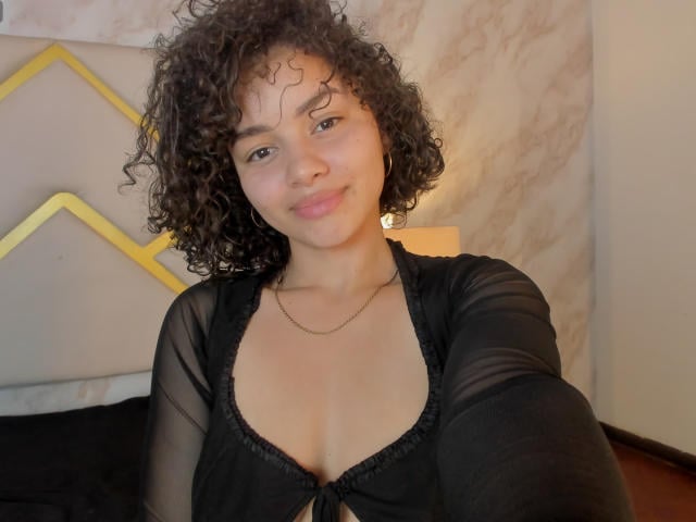 CurlyLorene - Live porn &amp; sex cam - 30633767