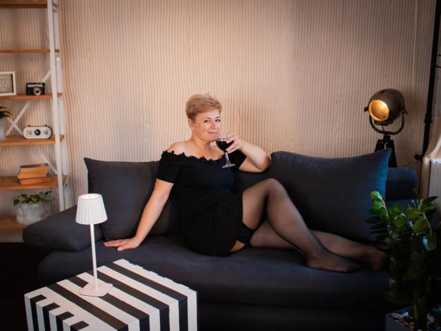 EmiliaGree - Live porn &amp; sex cam - 30637586