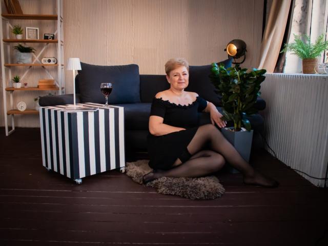 EmiliaGree - Live porn &amp; sex cam - 30637592