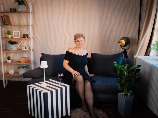 EmiliaGree - Live porn &amp; sex cam - 30637613
