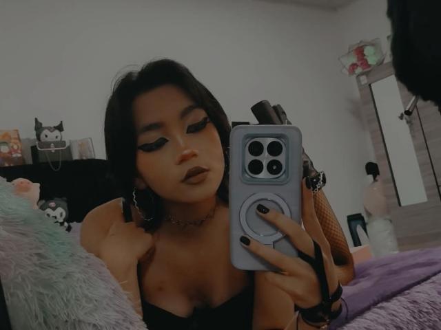 HenutmireRossi - Live sex cam - 30641315