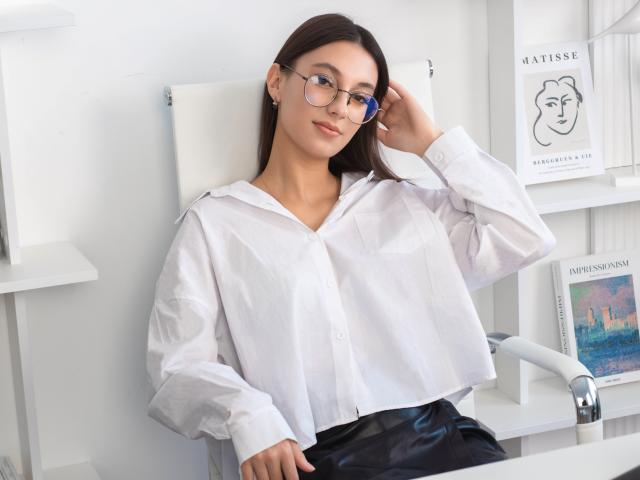EmmaEverett - Live porn &amp; sex cam - 30643916